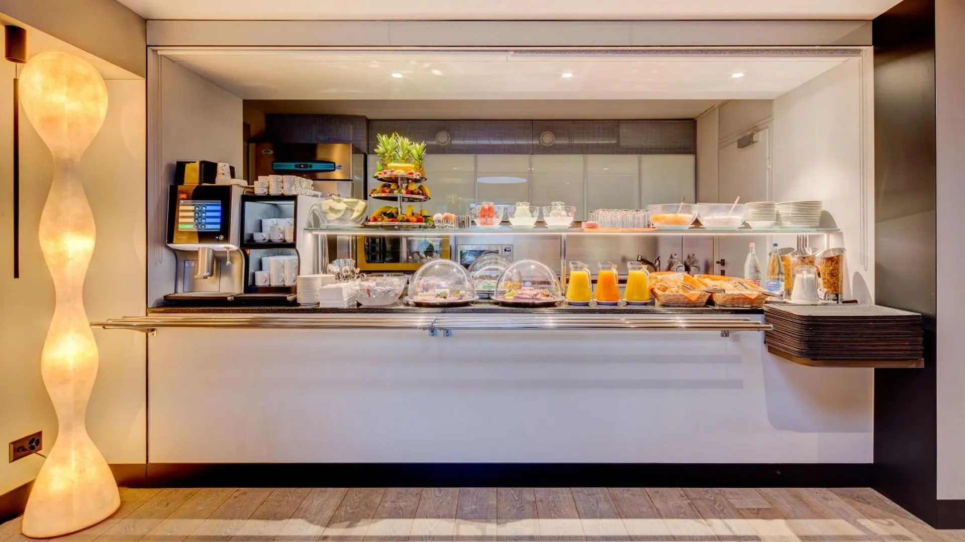 Design Hotel F6 Женева 3*,  Швейцария